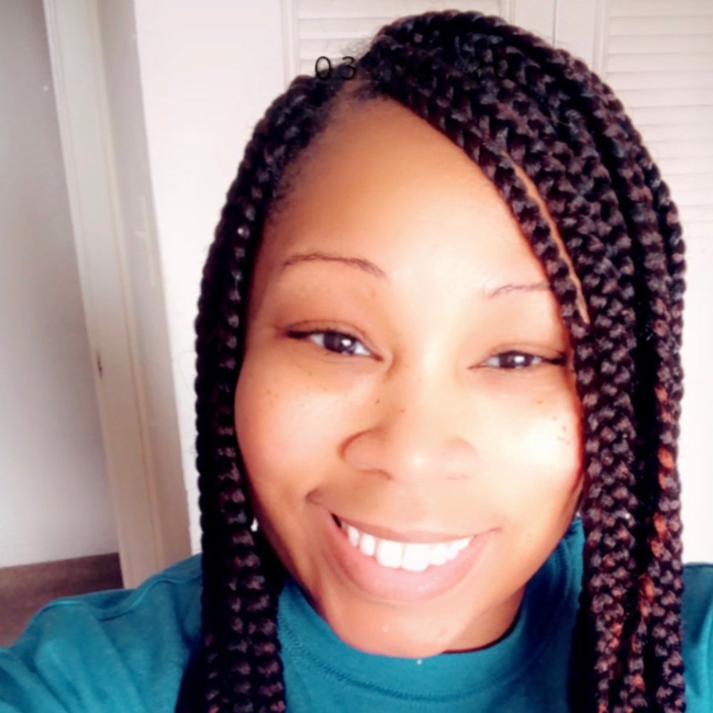 Meet your Posher, Felicia